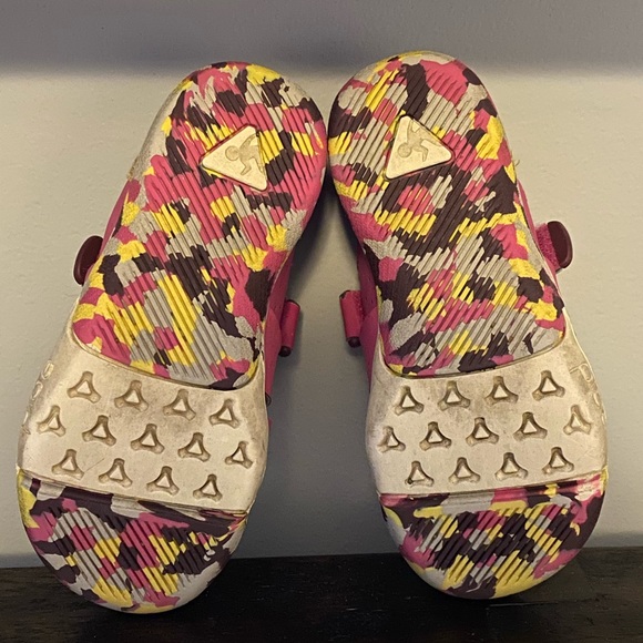 Go plae shoes perfect for summer  . - Picture 2 of 3